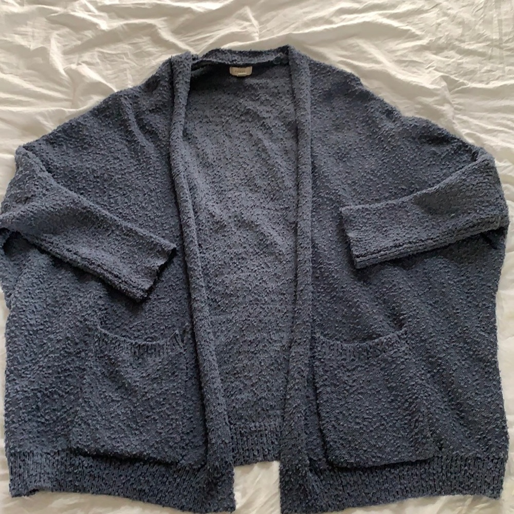 Light weight women’s cardigan